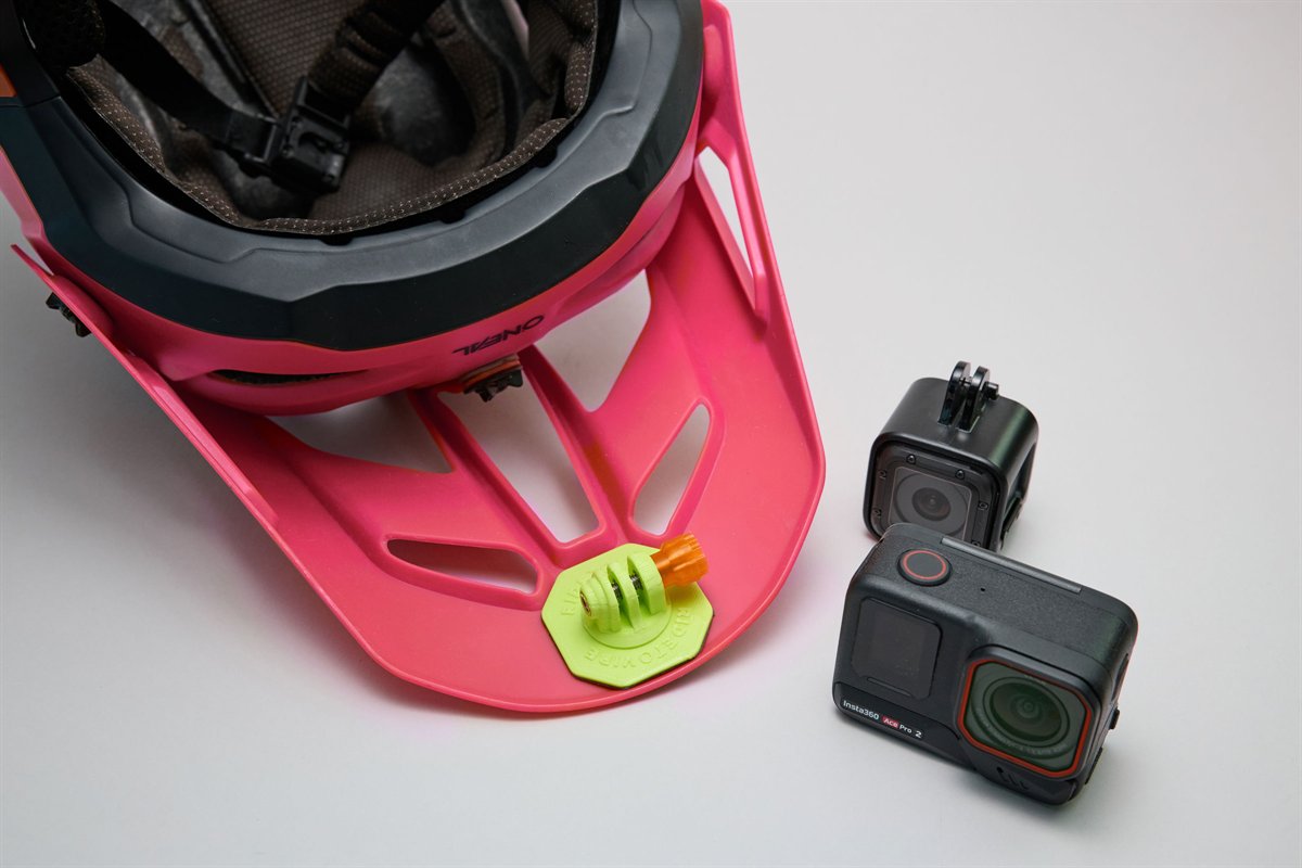 Supporto Action Cam Flessibile V2.0 – Low Profile con Chiave di Serraggio